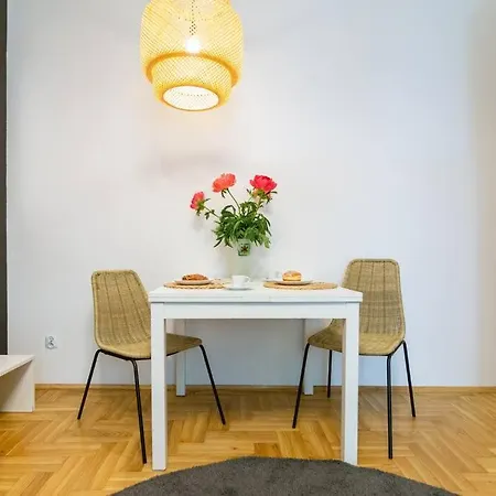 B Apartament